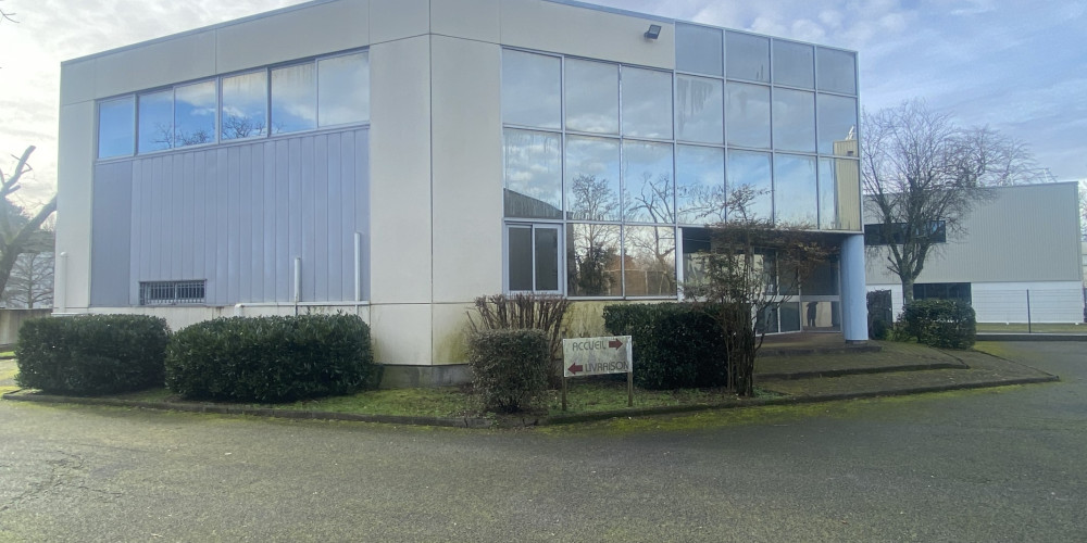 local industriel à GRADIGNAN (33170)